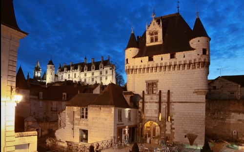 slide loches donjon | chambres d'hôtes argentier du roy | val de loire | france